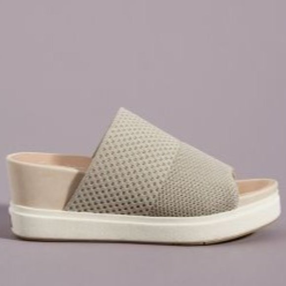 D'Scholls Women's Oyster Mesh Knit Sonia Open Toe Platform Slide Sandals Sz 7.5M - Picture 4 of 16